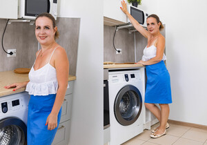 Beatric D - Karup's - MILF Picture Gallery