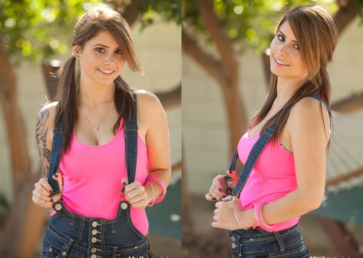 Hailey Leigh - Backyard In Overalls - Solo Image Gallery