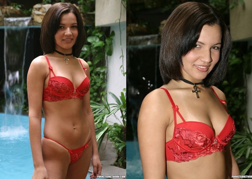 Katilly Teases and Masturbates Outdoors - Latina Nude Pics