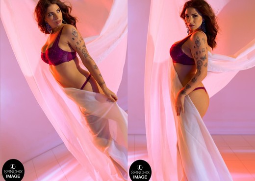 April's big boobs and Purple lingerie - Spinchix - Solo Nude Pics