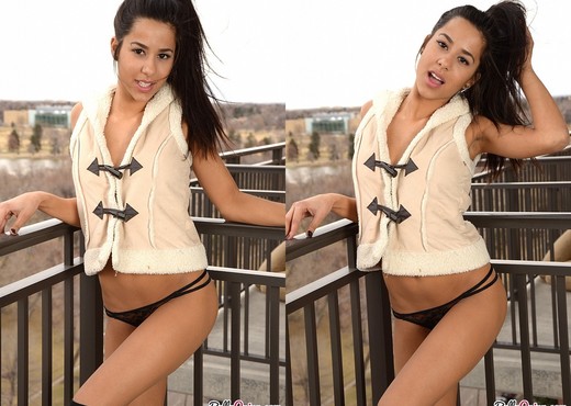 Bella poses in her cute vest - Solo Hot Gallery