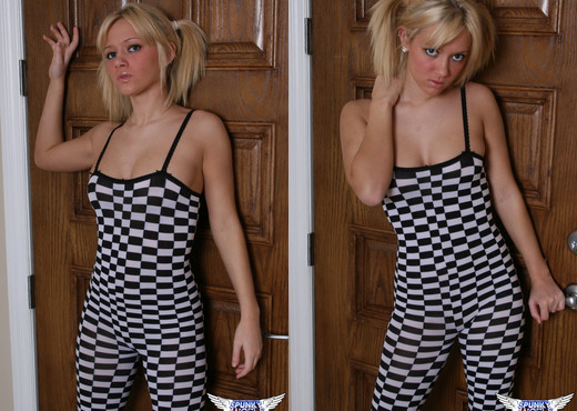 Danielle Lynn - Checkered Bodysuit - SpunkyAngels - Solo Porn Gallery