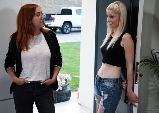 Charlotte Stokely, Lena Paul - Fooling The Probation Officer - Lesbian TGP
