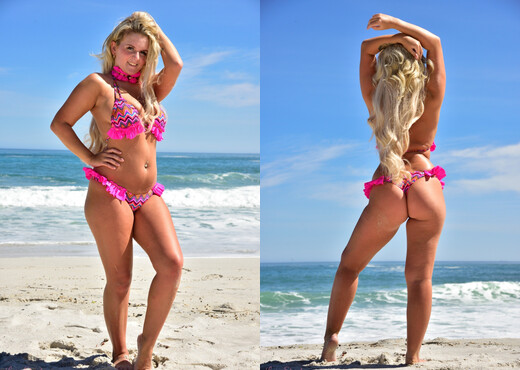 Lycia Sharyl - Beach Babe - Solo HD Gallery