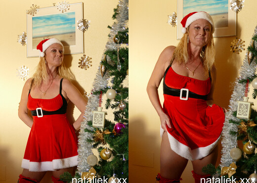 Natalie K - Christmas cosplay fingering with panties off - MILF Picture Gallery