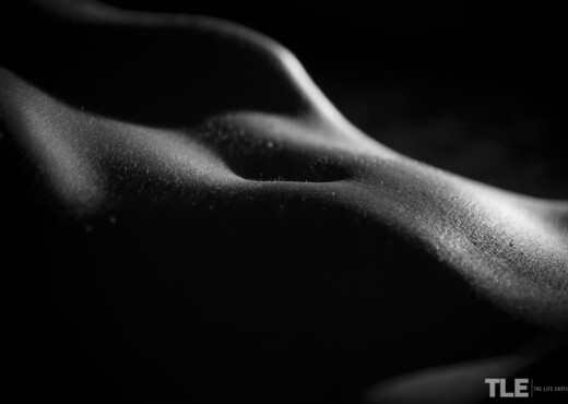 Kattie Hill - NOIR - The Life Erotic - Solo HD Gallery