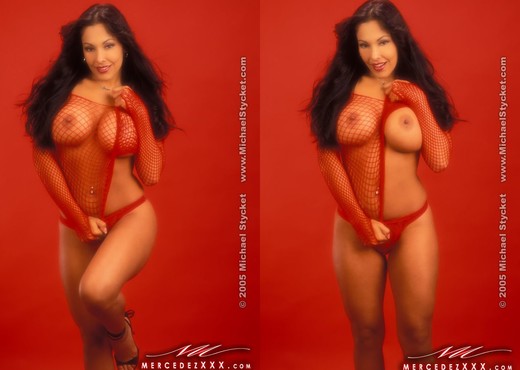 Nina Mercedez Hot in Red - Latina Nude Pics