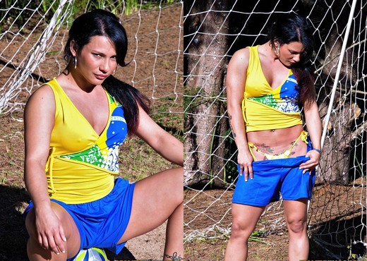 Dani Lopes - Sexy Striker - Mike In Brazil - Anal Picture Gallery