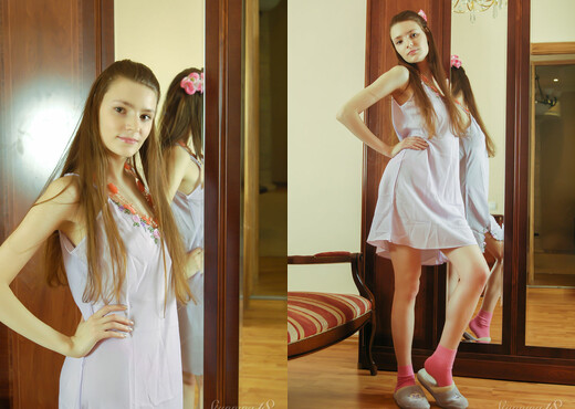 Valkyria M - Valkyria - I Take Off My Robe - Stunning 18 - Teen Image Gallery