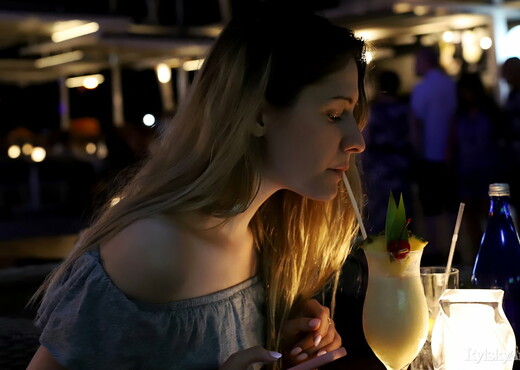 Katty Muss - Vecere - Rylsky Art - Solo Image Gallery