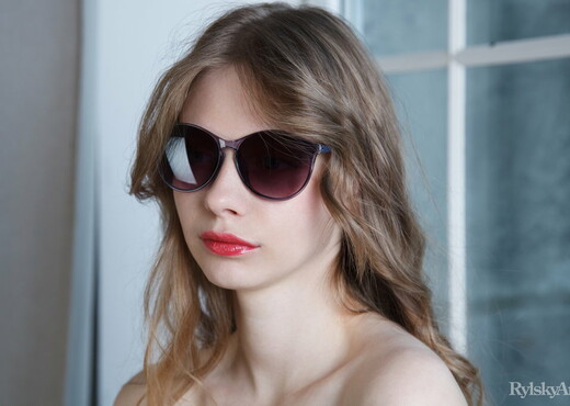 Siya - Zyzerkalia - Rylsky Art - Solo Nude Pics