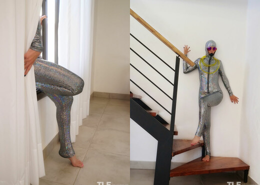 Titiana - Bizarre 1 - The Life Erotic - Solo Porn Gallery