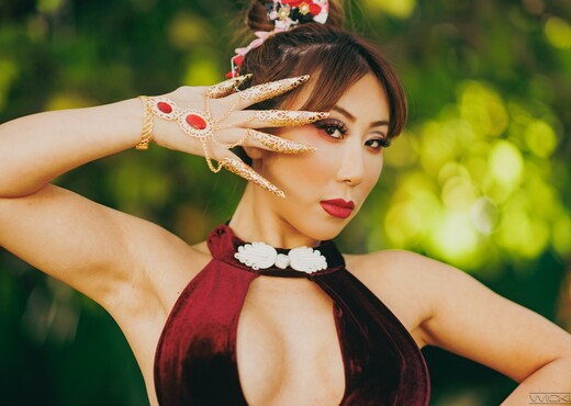 Nicole Doshi - Goddess: Nuwa - Wicked - Asian Sexy Gallery