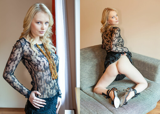 Lynne - Errotica Archives - Solo HD Gallery