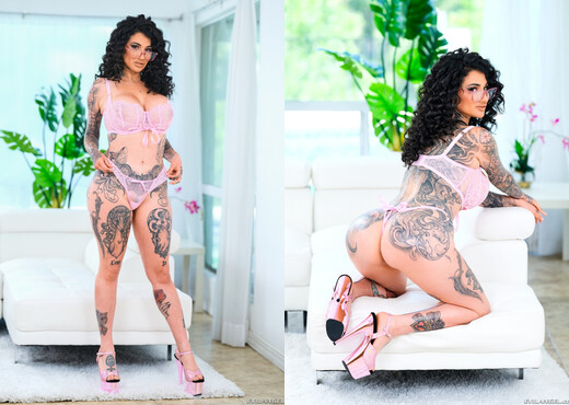ARABELLE RAPHAEL Specs For A Blowbang - Evil Angel - Interracial Sexy Gallery