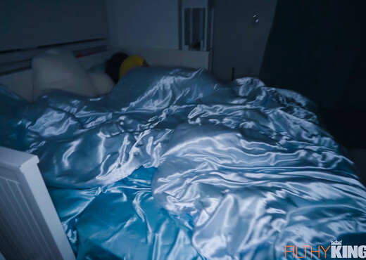 Gem Jewels, Johnny Love - Step-Bro and the Pervert Ghost - Hardcore Sexy Photo Gallery