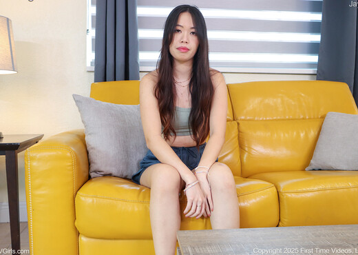 Jayde - Couch And Feet - FTV Girls - Solo Image Gallery