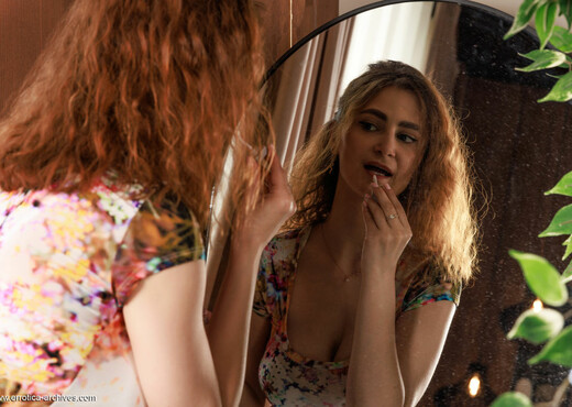 Lilliana - Errotica Archives - Solo Sexy Gallery
