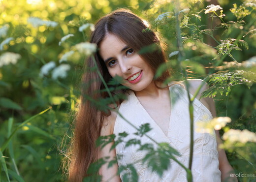 Carla Cruzz - My Sweetheart - Erotic Beauty - Solo Nude Gallery