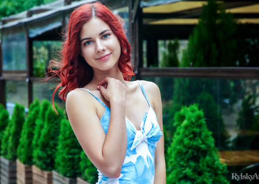 Pearl Ami - Castana - Rylsky Art - Solo Image Gallery