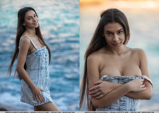 Vanessa Alessia - Surfside Stare - MetArt - Solo Image Gallery