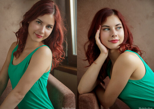 Pearl Ami - Morgen Tee - Rylsky Art - Solo Picture Gallery