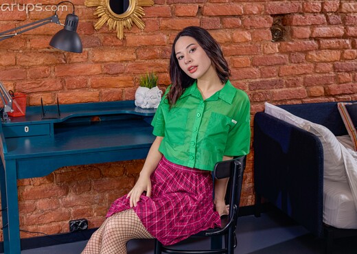 Roxy Muray - Karup's - Solo Sexy Photo Gallery