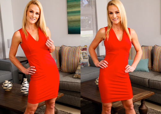 Sydney Hail - Karup's Older Women - MILF Sexy Photo Gallery