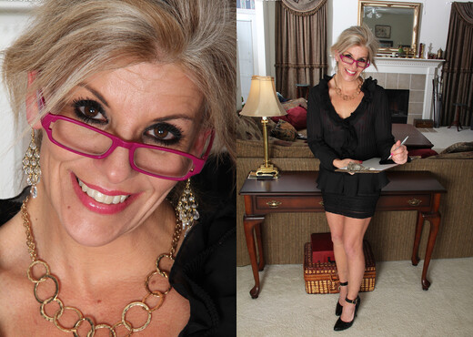 Sierra Smith - Karup's Older Women - MILF Image Gallery
