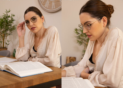 Miriam More - Karup's - Hardcore Image Gallery